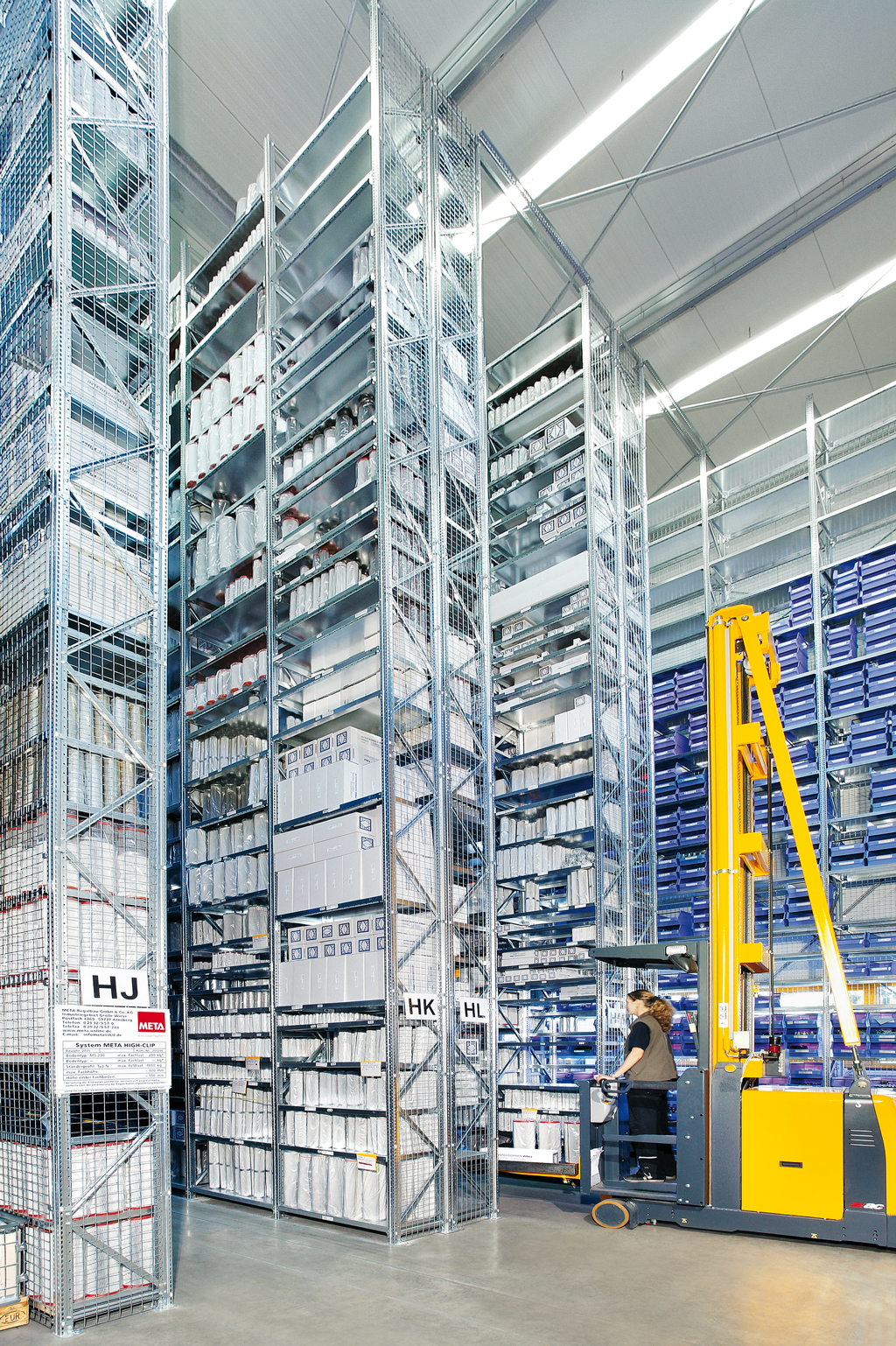 High-bay-shelving-3